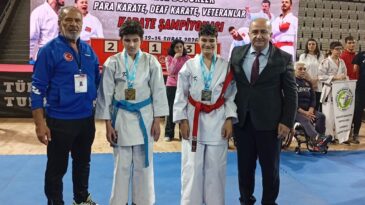 KARATE TAKIMI SPORCULARI BAŞARILARIYLA GURURLANDIRIYOR
