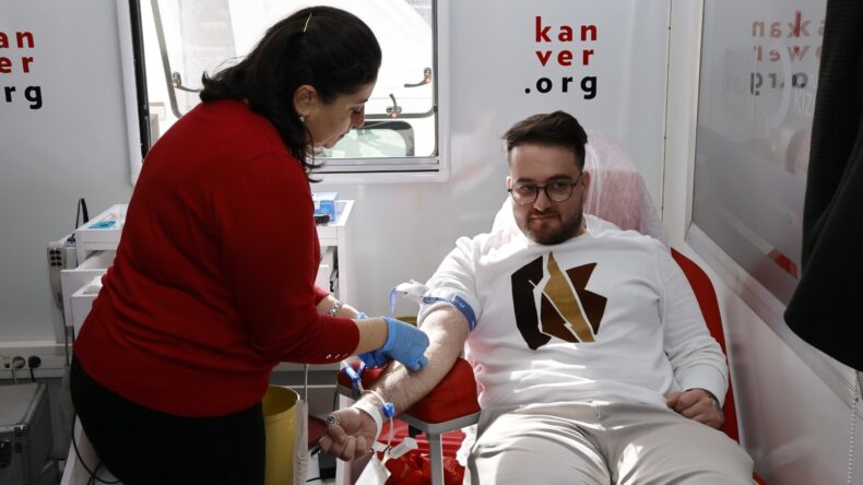 HBB VE KIZILAYDAN ANLAMLI KAN BAĞIŞI KAMPANYASI
